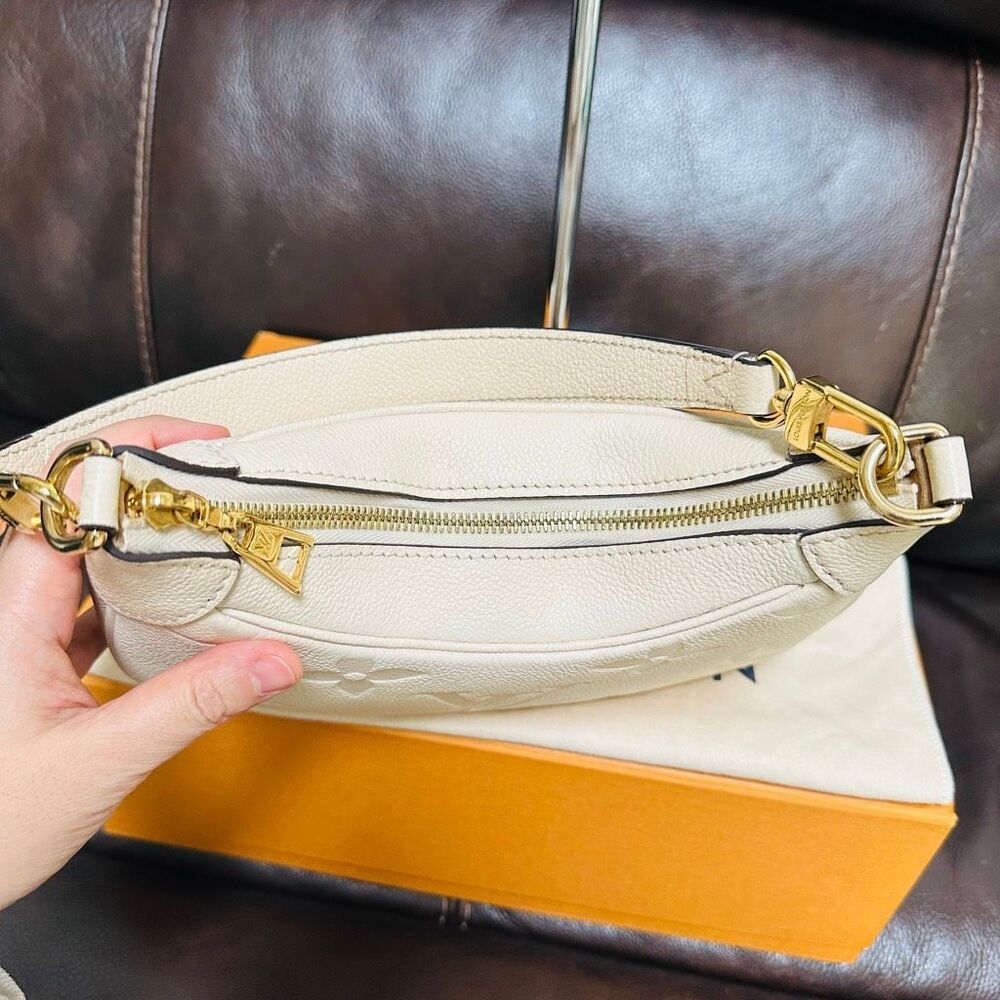 Louis Vuitton Bagatelle Empreinte - Picture 12 of 16